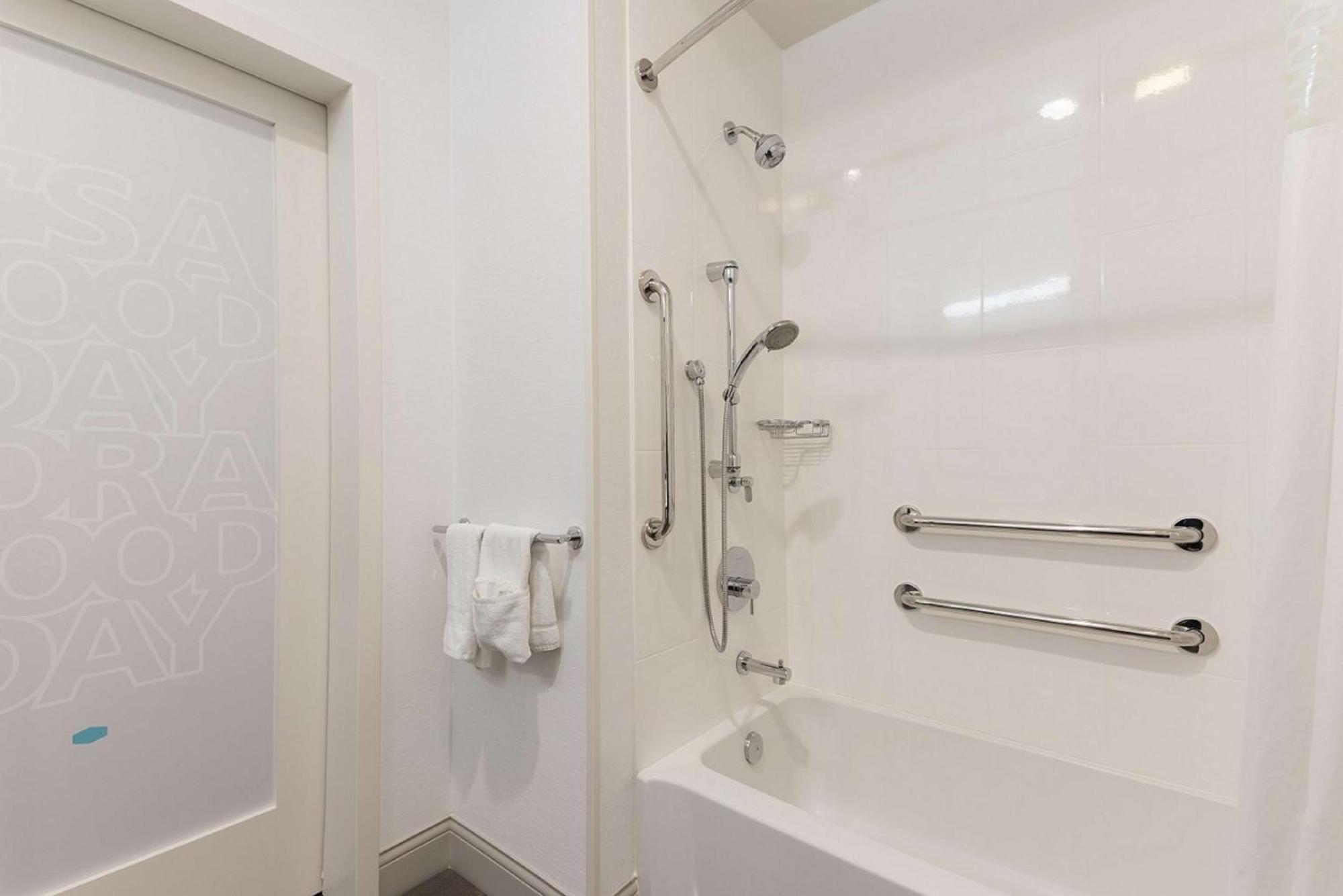 Hampton Inn Mount Pleasant Eksteriør bilde