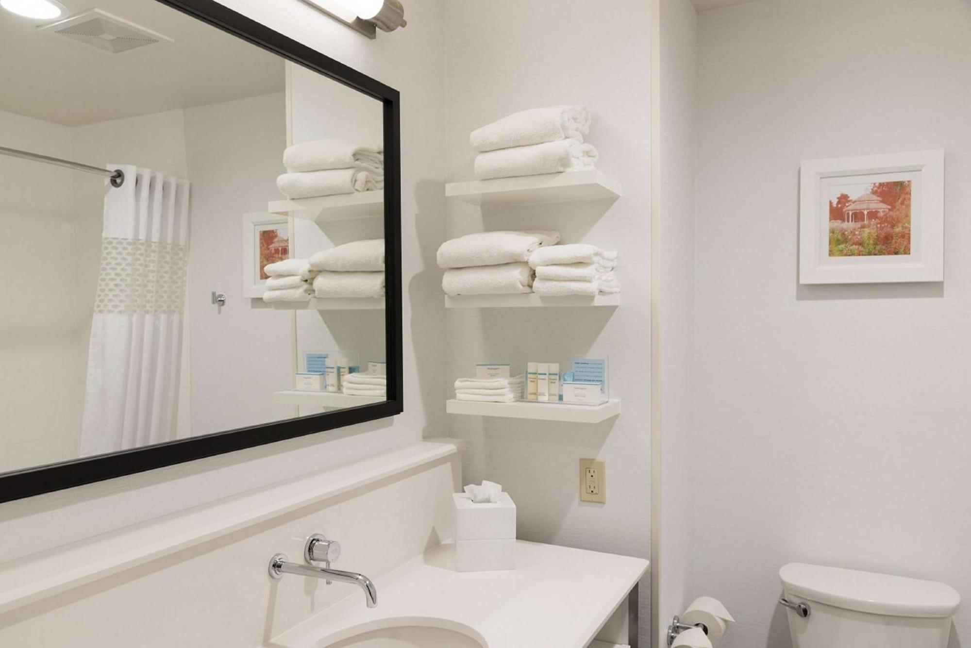 Hampton Inn Mount Pleasant Eksteriør bilde
