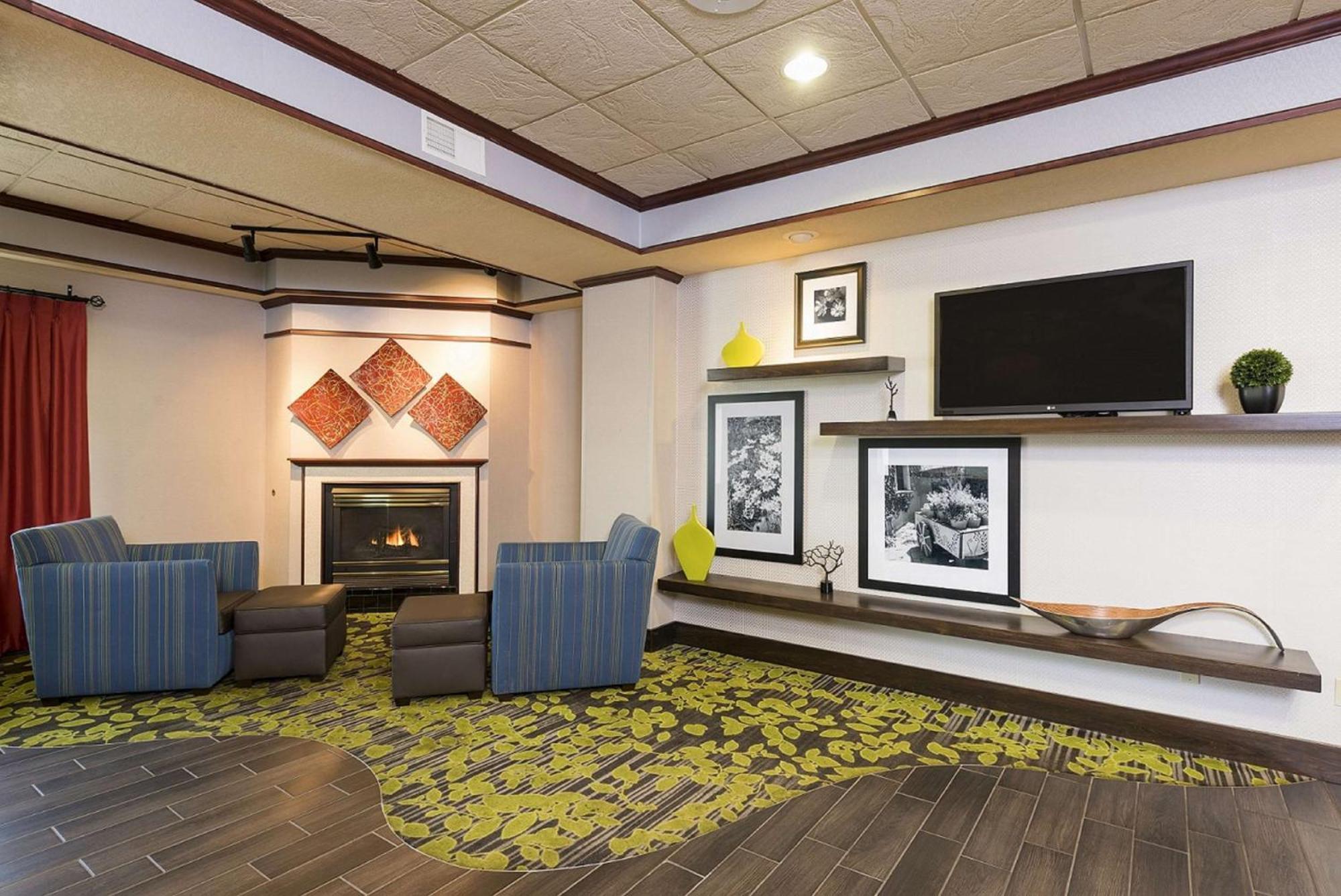 Hampton Inn Mount Pleasant Eksteriør bilde