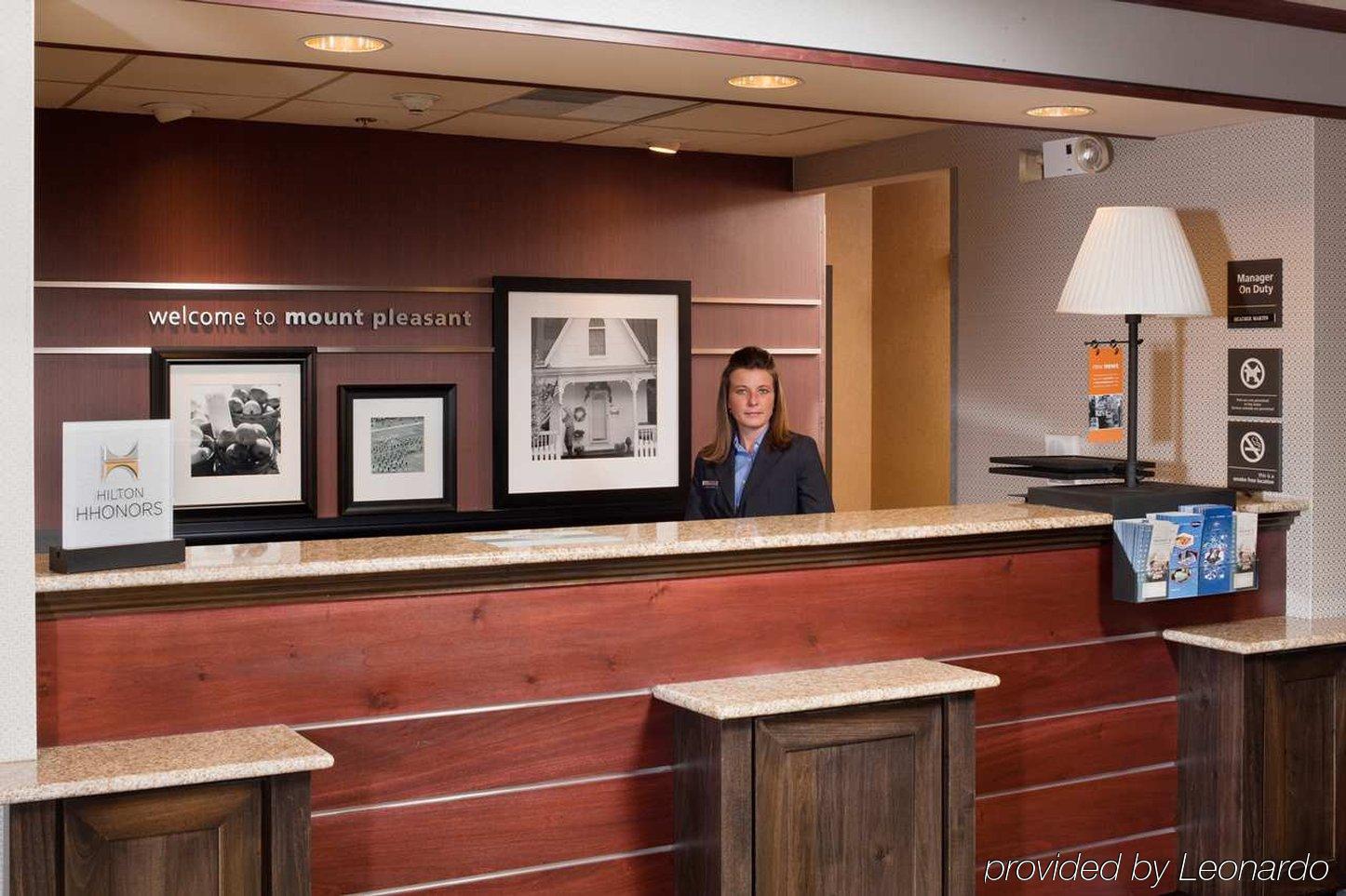 Hampton Inn Mount Pleasant Eksteriør bilde