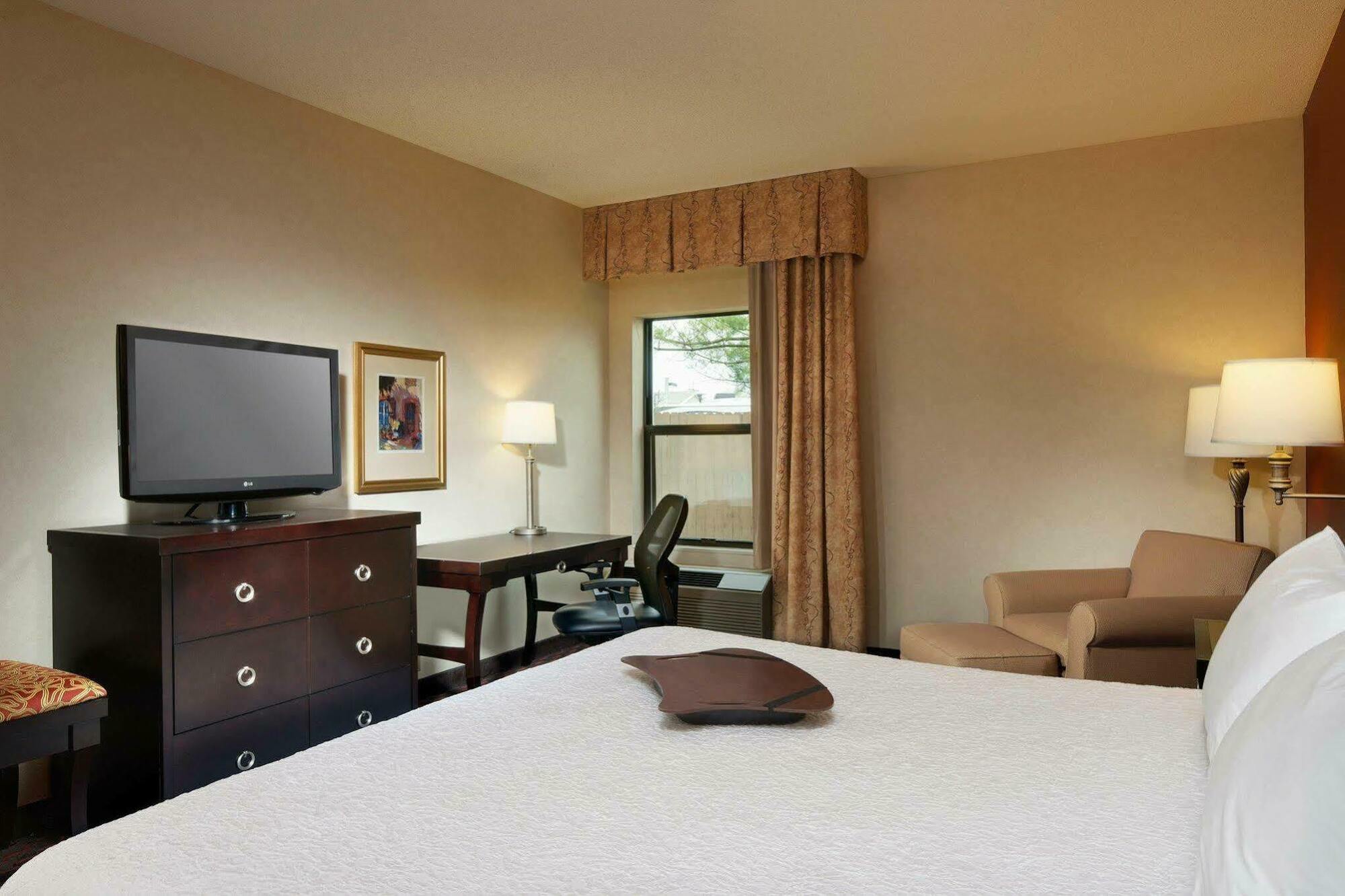 Hampton Inn Mount Pleasant Eksteriør bilde
